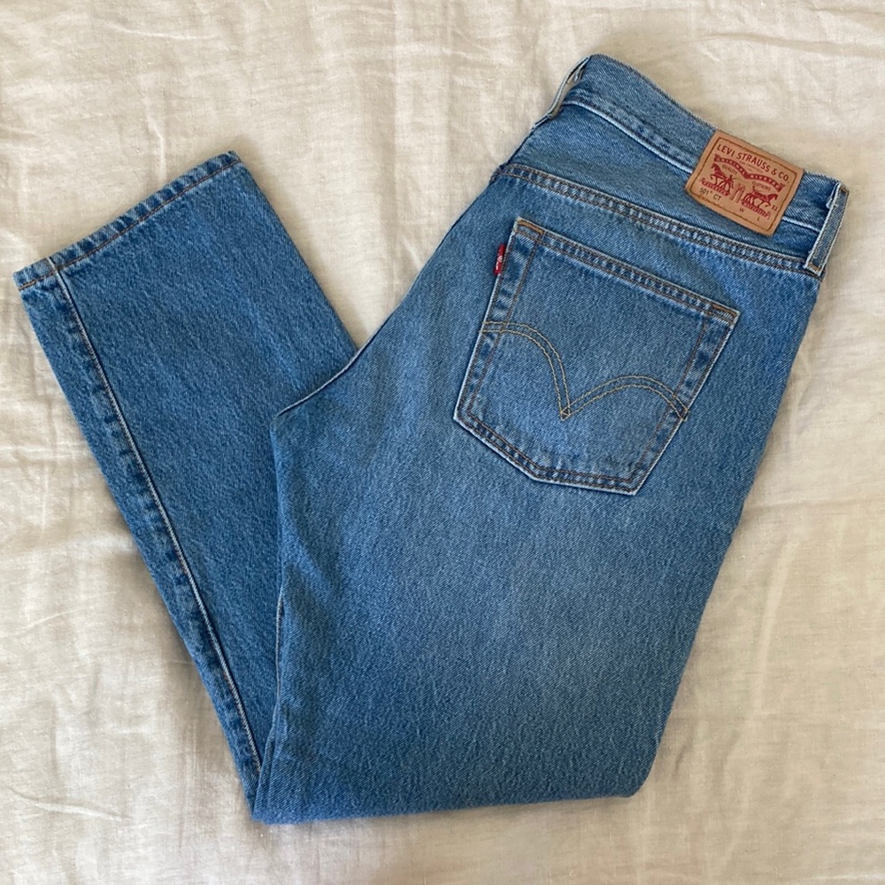 LEVI'S 501 CT Distressed Boyfriend Jeans